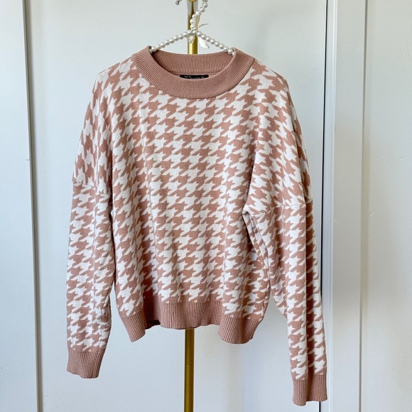 Simplee Apparel Sweaters - Simplee Houndstooth Knit Sweater – Size M